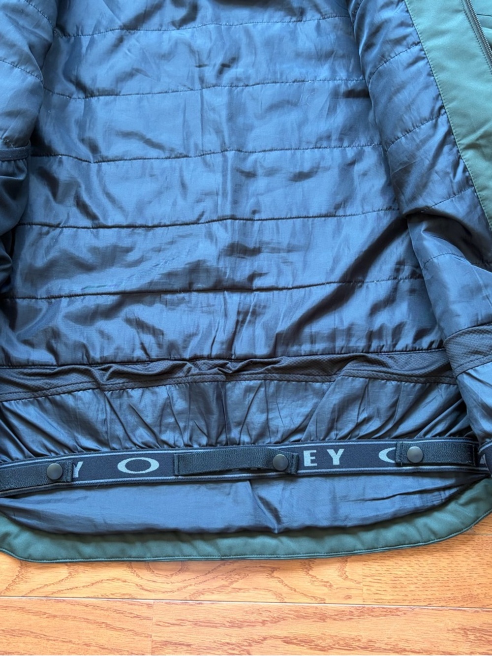 Oakley Snowboard Insulated Jacket Green - Picture 5 of 10